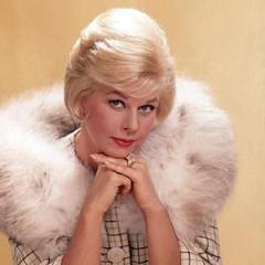 Put 'Em In A Box (Tie 'Em With A Ribbon) von Doris Day (Download) 